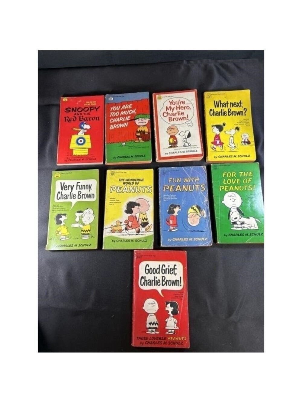 Peanuts Lot of 8 Comic Books Vintage Books